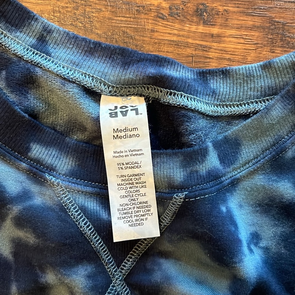 Boxy Tee - Picture 2 of 2